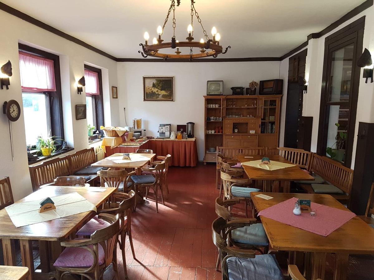 Penzion Varsavjanka Harrachov Buitenkant foto
